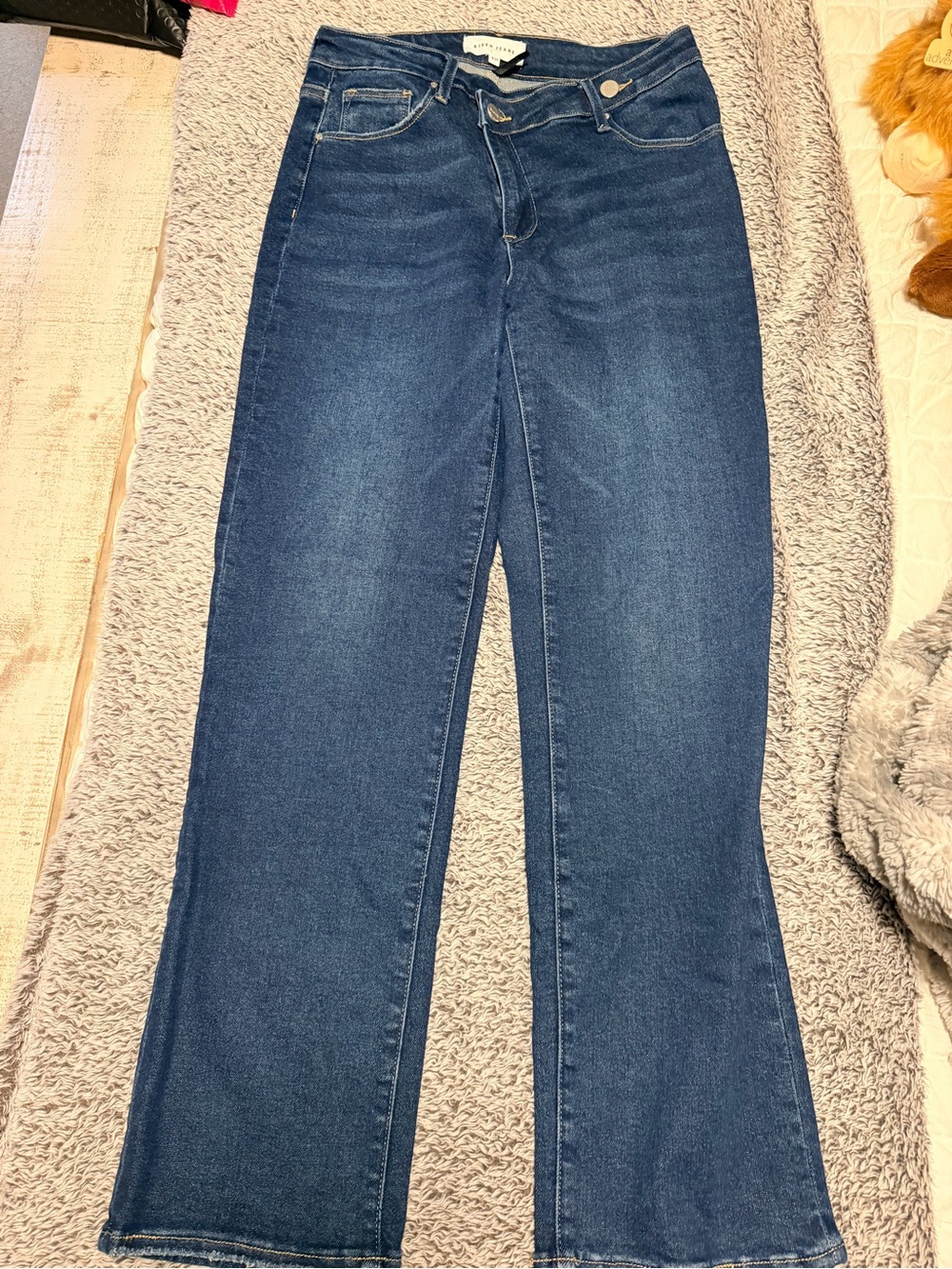 Risen Crossover Waist flare Jeans Dark Wash Size 9/29